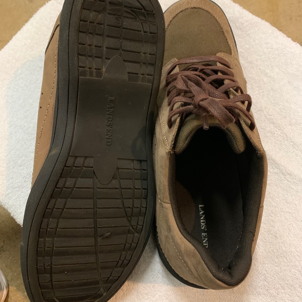 Lands End Men’s Casual Sneakers View 2